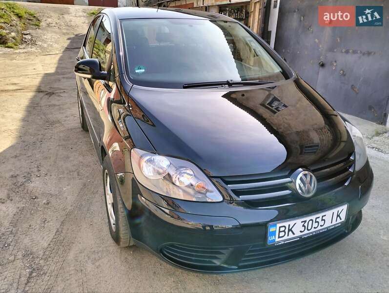 Хэтчбек Volkswagen Golf Plus 2005 в Ровно