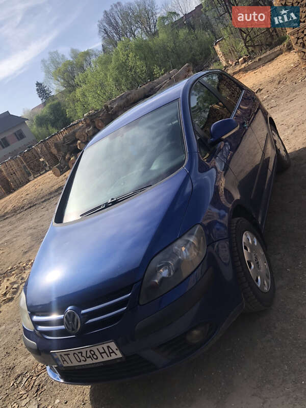Хетчбек Volkswagen Golf Plus 2005 в Долині