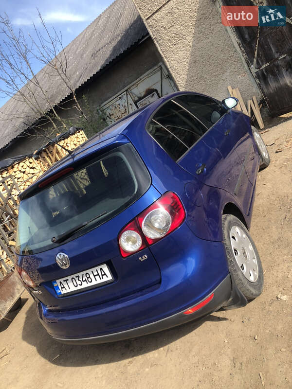 Хетчбек Volkswagen Golf Plus 2005 в Долині