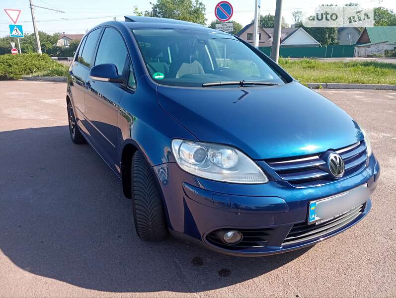 Хетчбек Volkswagen Golf Plus 2007 в Житомирі