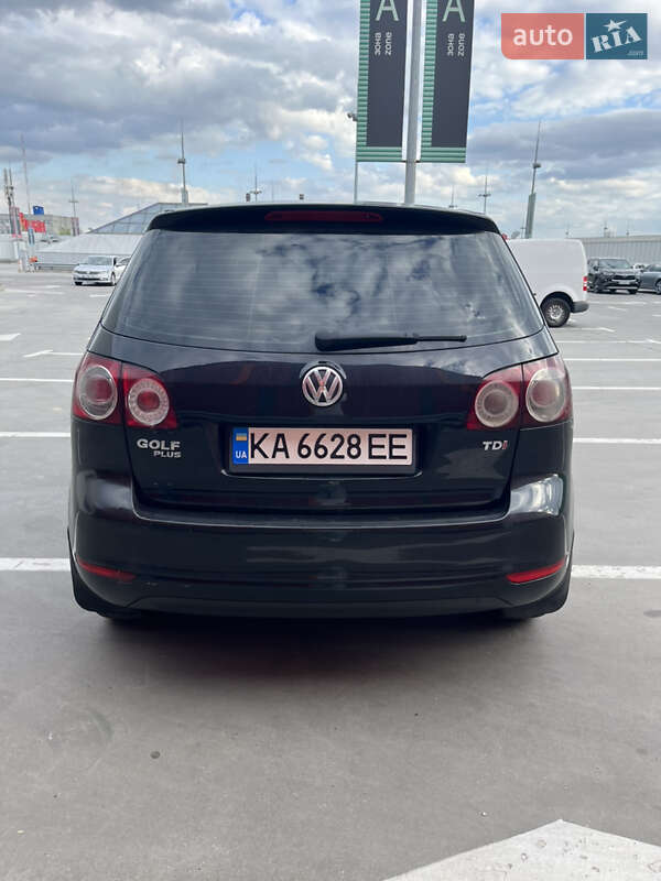 Хетчбек Volkswagen Golf Plus 2010 в Києві