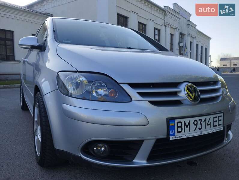 Хэтчбек Volkswagen Golf Plus 2005 в 
