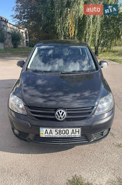 Хэтчбек Volkswagen Golf Plus 2008 в Киеве