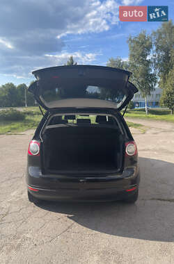 Хэтчбек Volkswagen Golf Plus 2008 в Киеве