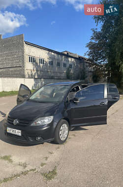 Хэтчбек Volkswagen Golf Plus 2008 в Киеве