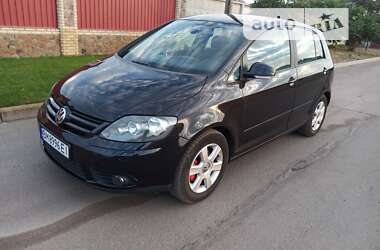 Хэтчбек Volkswagen Golf Plus 2005 в Конотопе