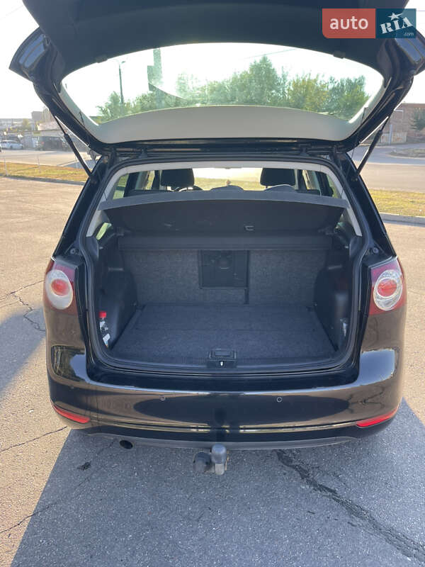 Хэтчбек Volkswagen Golf Plus 2012 в Сумах