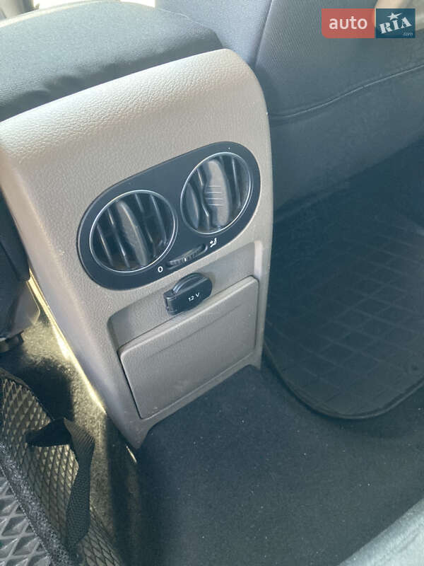 Хетчбек Volkswagen Golf Plus 2011 в Кропивницькому