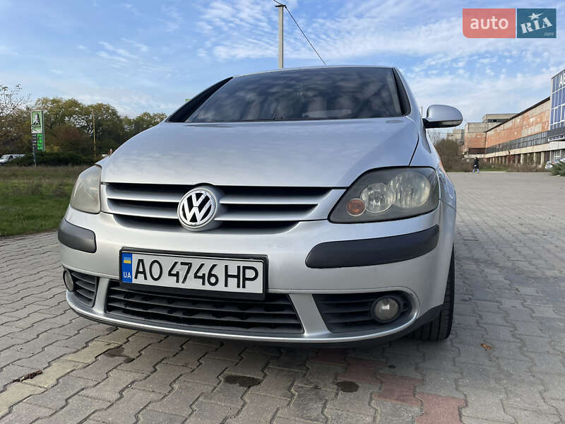 Хетчбек Volkswagen Golf Plus 2005 в Ужгороді