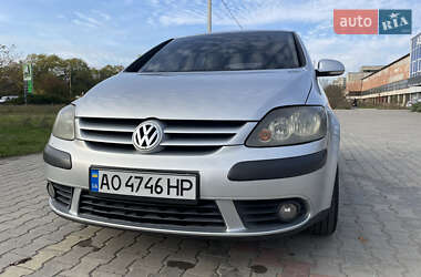 Хетчбек Volkswagen Golf Plus 2005 в Ужгороді