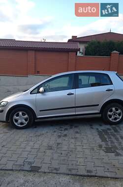 Хетчбек Volkswagen Golf Plus 2005 в Чернівцях