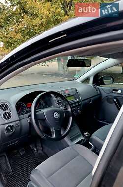 Хетчбек Volkswagen Golf Plus 2005 в Ніжині