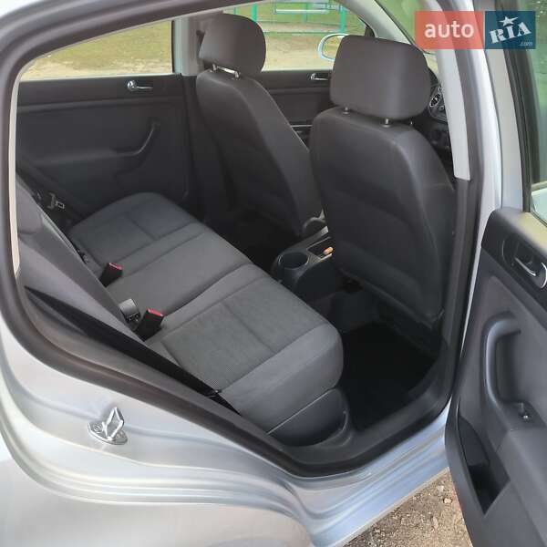 Хетчбек Volkswagen Golf Plus 2005 в Кам'янському