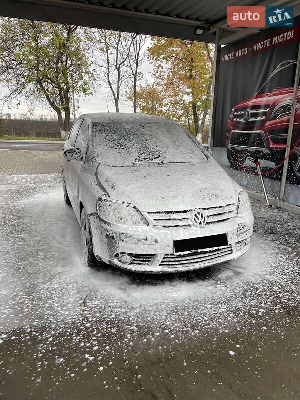 Хетчбек Volkswagen Golf Plus 2009 в Тальному