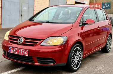 Хэтчбек Volkswagen Golf Plus 2009 в Ровно