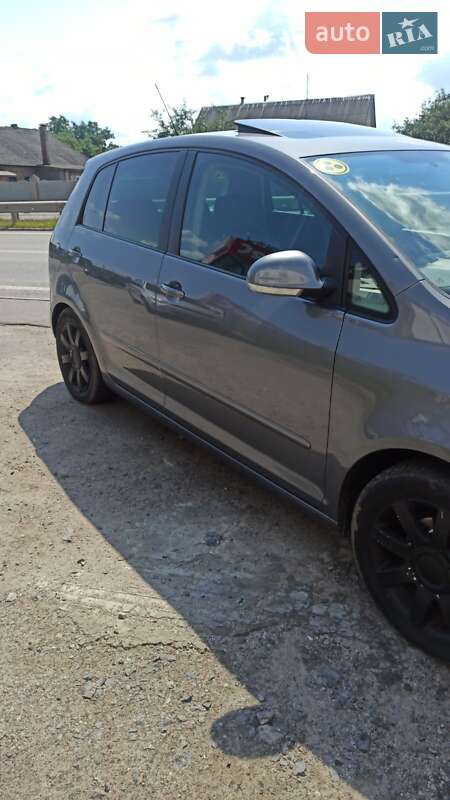 Хетчбек Volkswagen Golf Plus 2006 в Вінниці