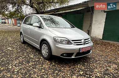 Хэтчбек Volkswagen Golf Plus 2007 в Доброполье