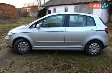 Хетчбек Volkswagen Golf Plus 2006 в Гайвороні