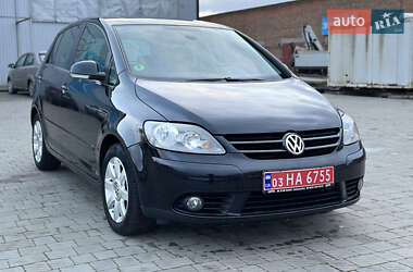 Хэтчбек Volkswagen Golf Plus 2007 в Владимире