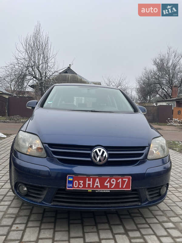 Хэтчбек Volkswagen Golf Plus 2007 в 