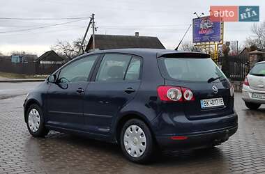 Хэтчбек Volkswagen Golf Plus 2005 в Сарнах