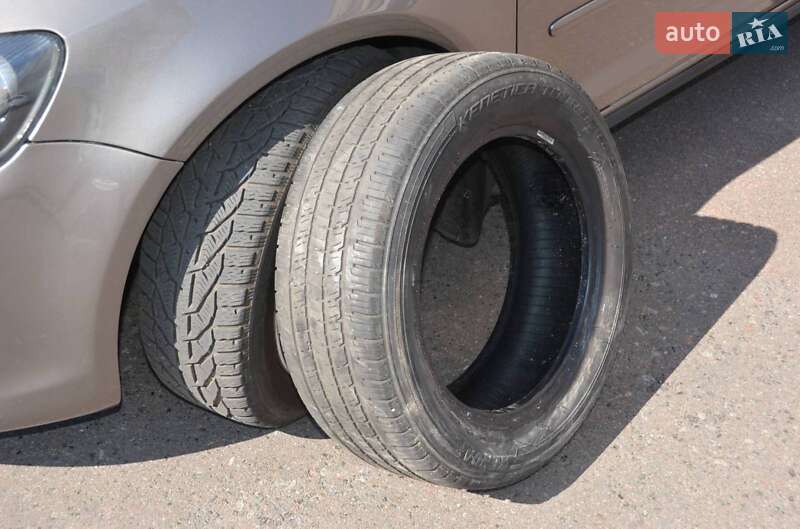 Хэтчбек Volkswagen Golf Plus 2012 в Одессе