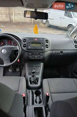 Хэтчбек Volkswagen Golf Plus 2006 в 