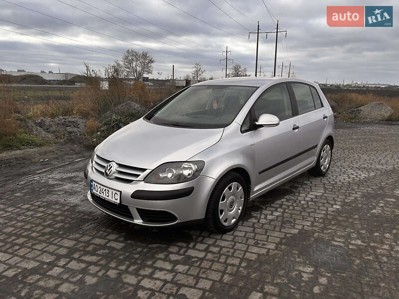 Хэтчбек Volkswagen Golf Plus 2005 в Одессе