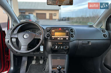 Хэтчбек Volkswagen Golf Plus 2005 в Заболотове