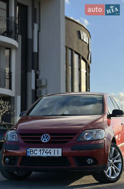 Хетчбек Volkswagen Golf Plus 2008 в Стрию