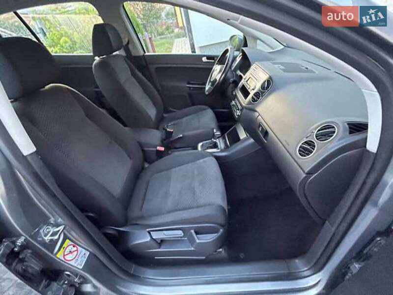 Хэтчбек Volkswagen Golf Plus 2009 в Тернополе