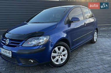 Хэтчбек Volkswagen Golf Plus 2005 в 