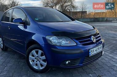 Хэтчбек Volkswagen Golf Plus 2005 в 