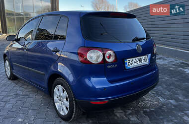 Хэтчбек Volkswagen Golf Plus 2005 в 