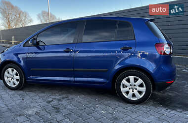 Хэтчбек Volkswagen Golf Plus 2005 в 