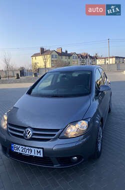 Хетчбек Volkswagen Golf Plus 2006 в Рівному