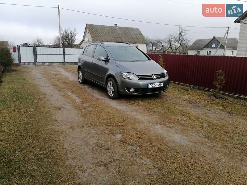 Хетчбек Volkswagen Golf Plus 2011 в Камені-Каширському