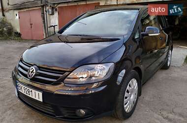 Хетчбек Volkswagen Golf Plus 2007 в Рівному