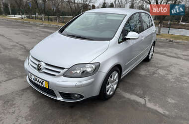 Хэтчбек Volkswagen Golf Plus 2005 в Брошневе-Осаде