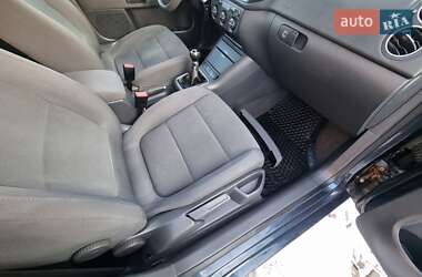 Хетчбек Volkswagen Golf Plus 2005 в 