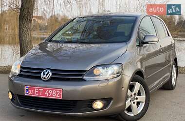 Хэтчбек Volkswagen Golf Plus 2010 в Ровно