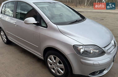 Хэтчбек Volkswagen Golf Plus 2005 в Брошневе-Осаде