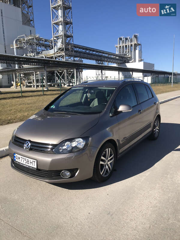 Хетчбек Volkswagen Golf Plus 2009 в Коростені