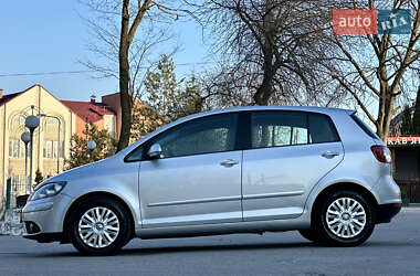 Хетчбек Volkswagen Golf Plus 2007 в 