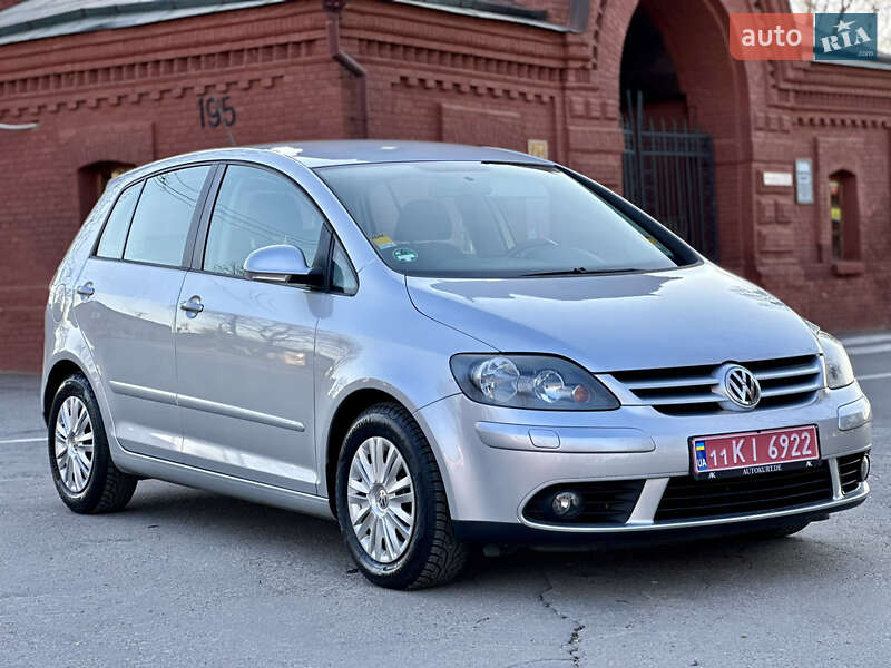 Хетчбек Volkswagen Golf Plus 2007 в 