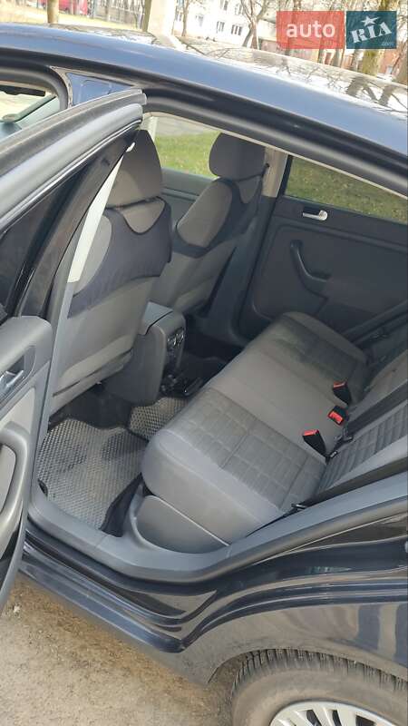 Хэтчбек Volkswagen Golf Plus 2007 в Ровно