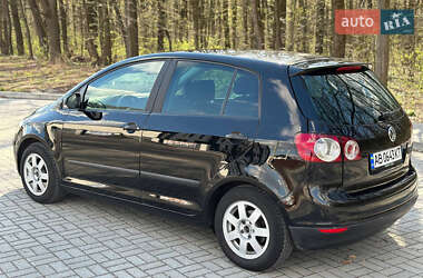 Хэтчбек Volkswagen Golf Plus 2005 в 