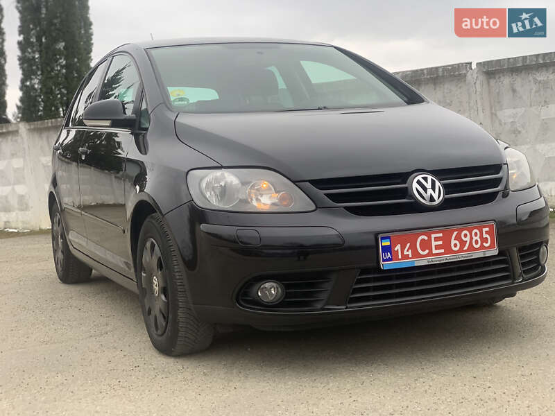 Хэтчбек Volkswagen Golf Plus 2007 в 