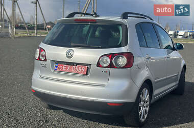 Хетчбек Volkswagen Golf Plus 2008 в 