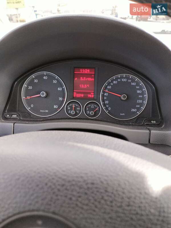 Хэтчбек Volkswagen Golf Plus 2008 в Фастове